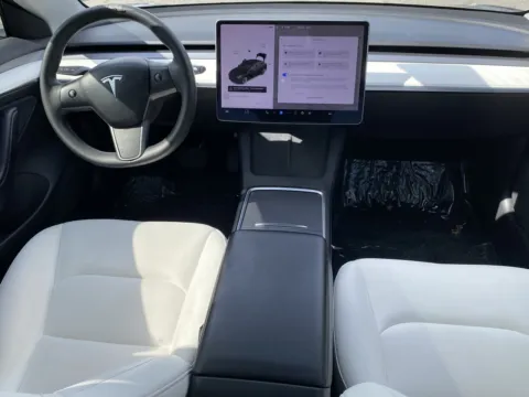 More photos of 2022 Tesla Model 3 at Premium Autos - El Monte, CA