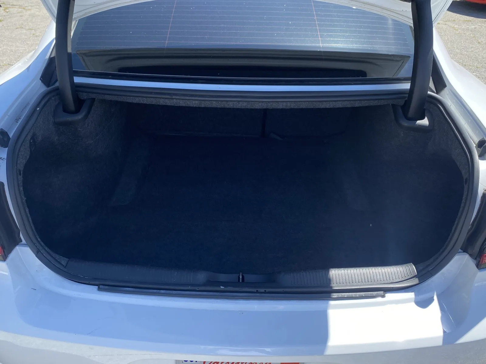Dodge Charger photo 8