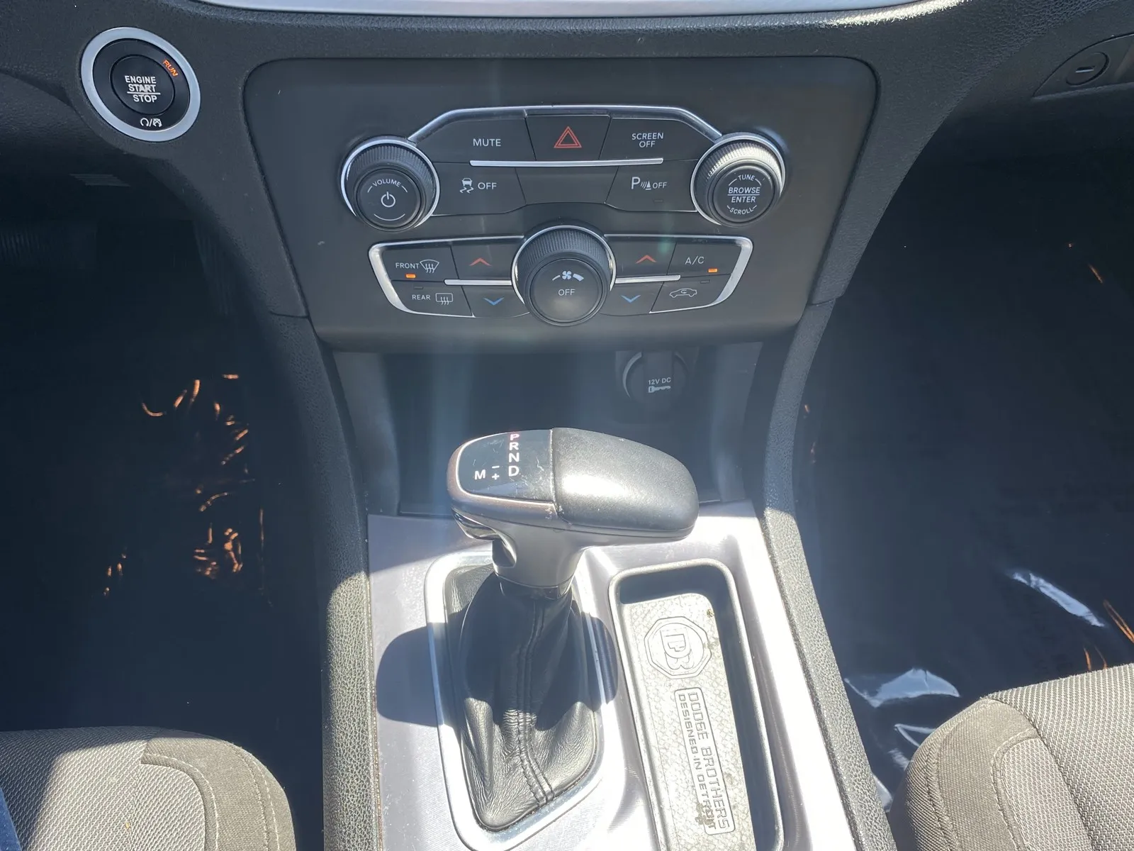 Dodge Charger photo 15