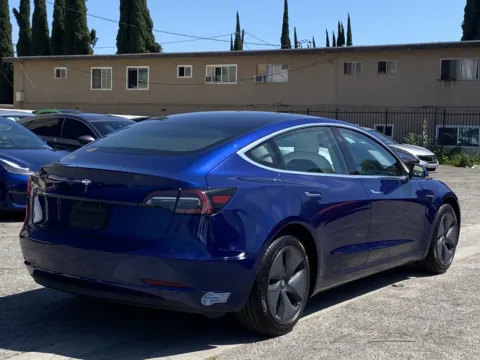 More photos of 2020 Tesla Model 3 Standard Range Plus at Premium Autos - El Monte, CA