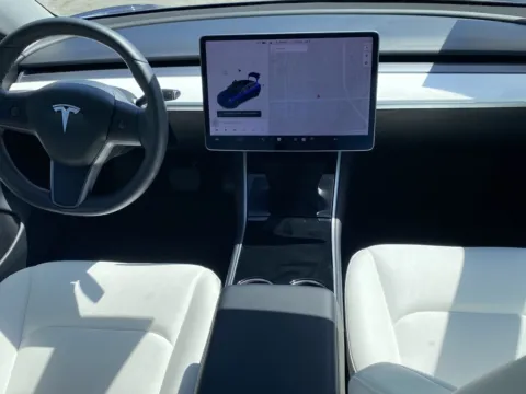 More photos of 2020 Tesla Model 3 Standard Range Plus at Premium Autos - El Monte, CA