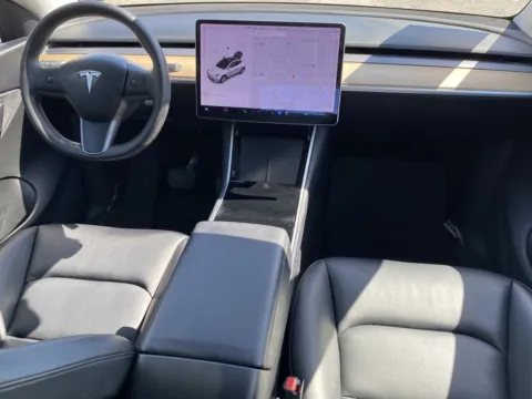 More photos of 2020 Tesla Model Y Long Range at Premium Autos - El Monte, CA