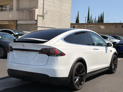 More photos of 2021 Tesla Model X Long Range Plus at Premium Autos - El Monte, CA