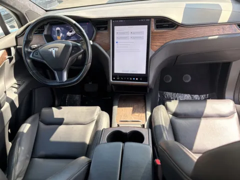 More photos of 2021 Tesla Model X Long Range Plus at Premium Autos - El Monte, CA