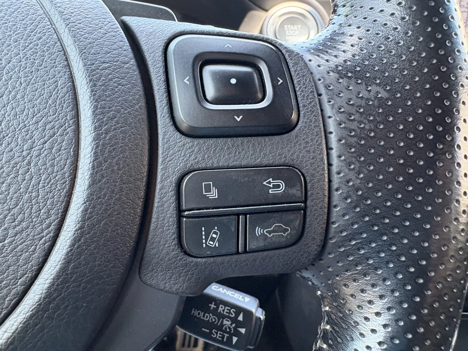 Lexus IS photo 19