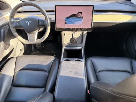 More photos of 2022 Tesla Model 3 Long Range at Premium Autos - El Monte, CA