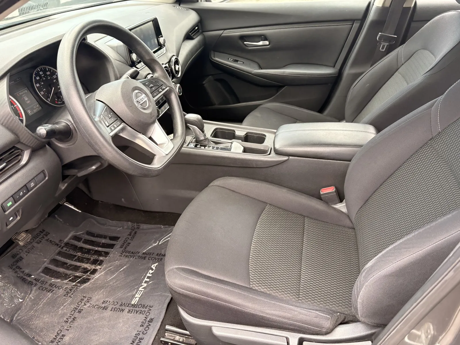 Nissan Sentra photo 10