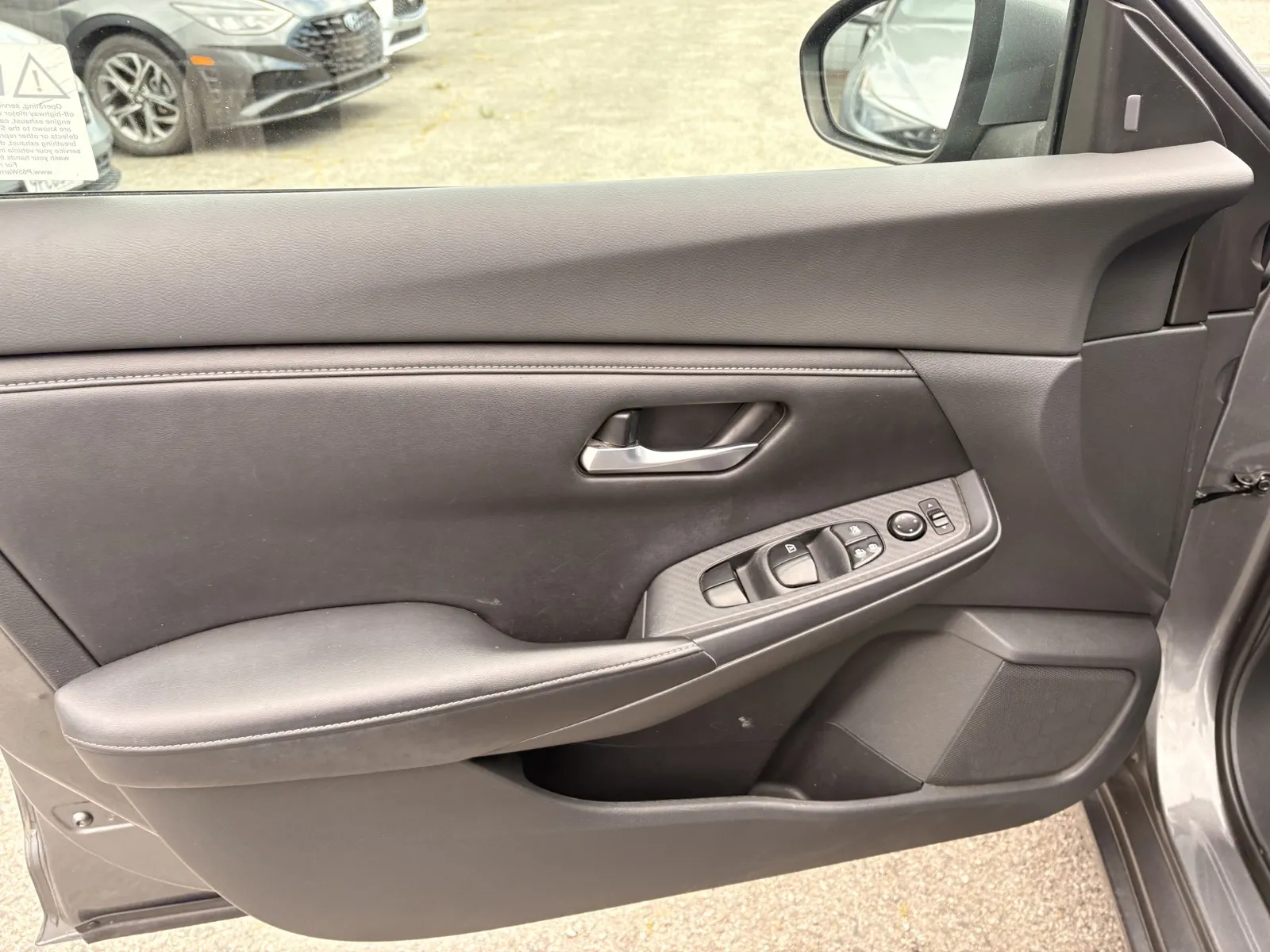 Nissan Sentra photo 11
