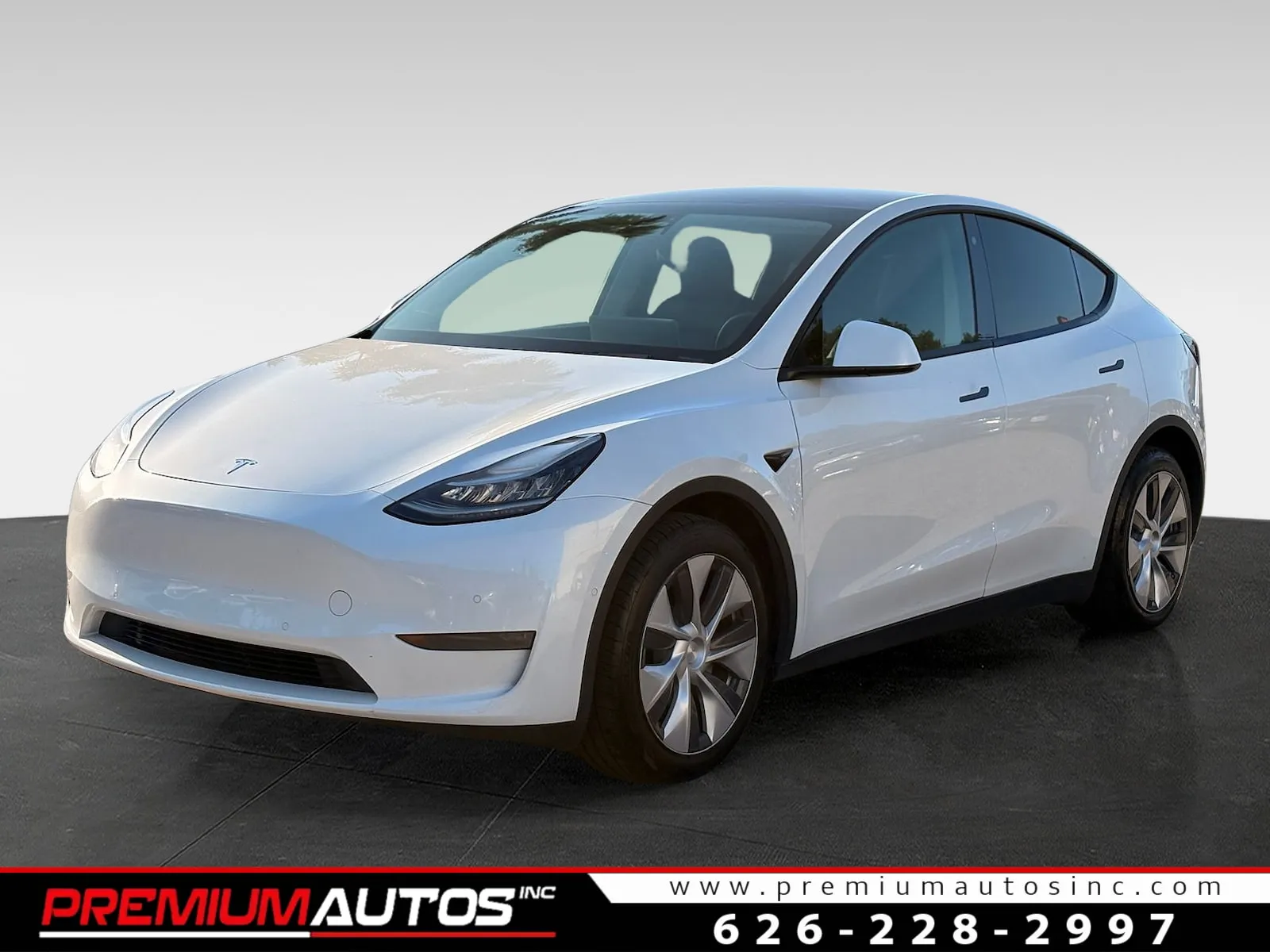 2020 Tesla Model Y Long Range Dual Motor All-Wheel Drive's photo