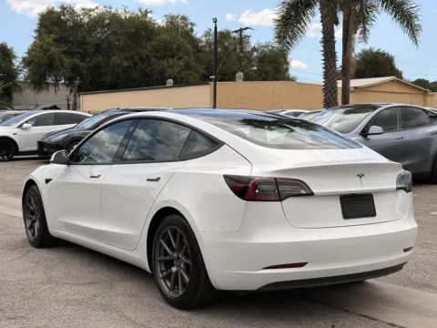 Photos of 2021 Tesla Model 3 Standard Range Plus for sale in South El Monte, CA at Premium Autos - El Monte