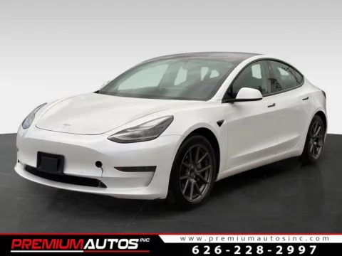 White 2021 Tesla Model 3 Standard Range Plus for sale in South El Monte, CA