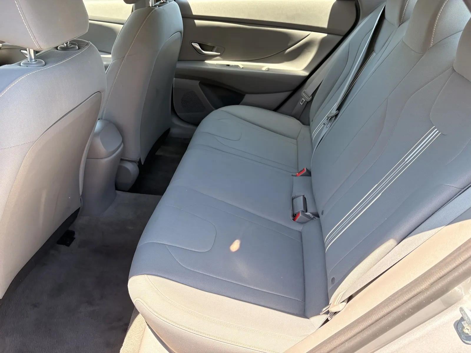 Hyundai Elantra photo 9