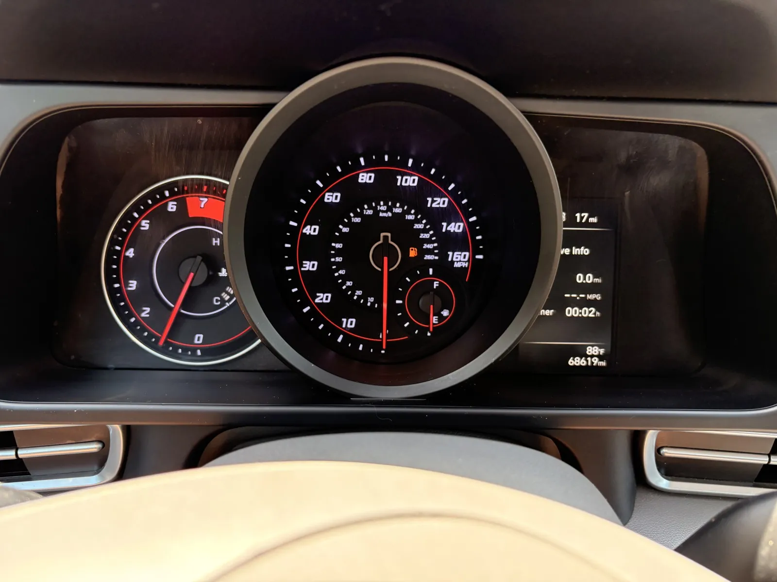 Hyundai Elantra photo 13