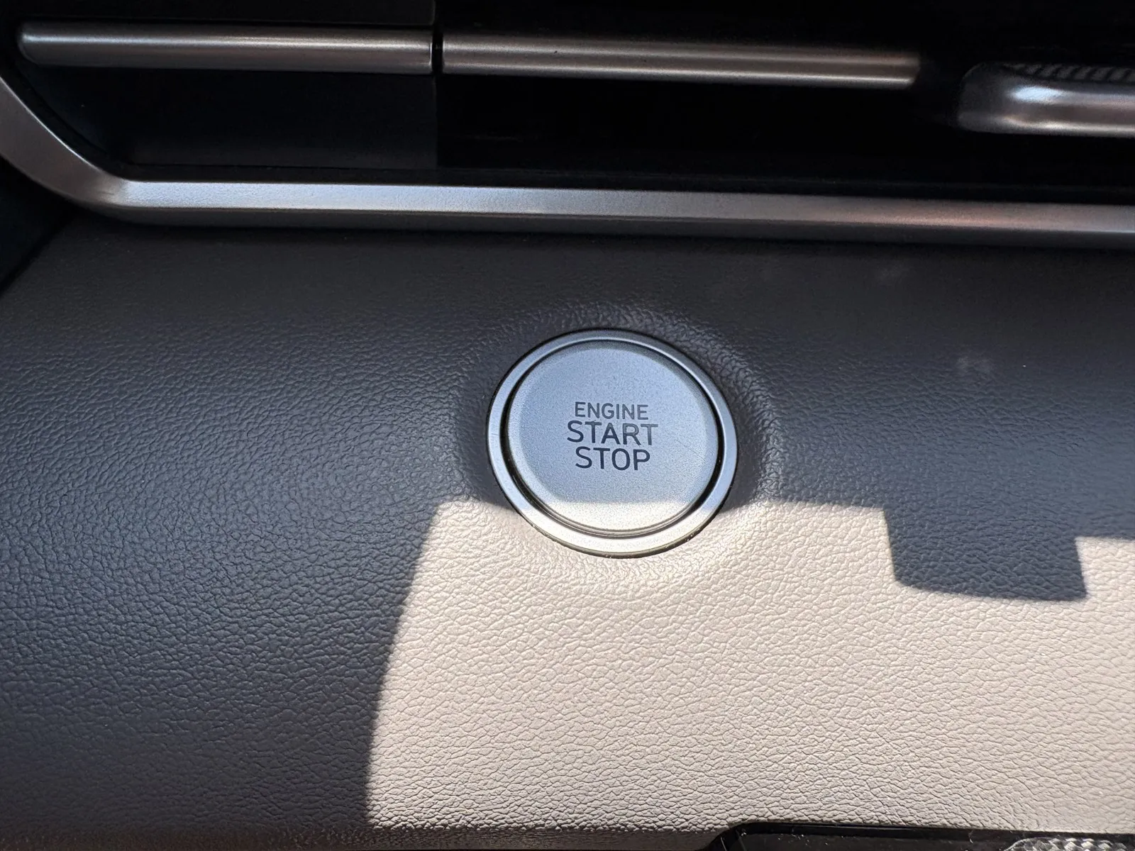 Hyundai Elantra photo 16
