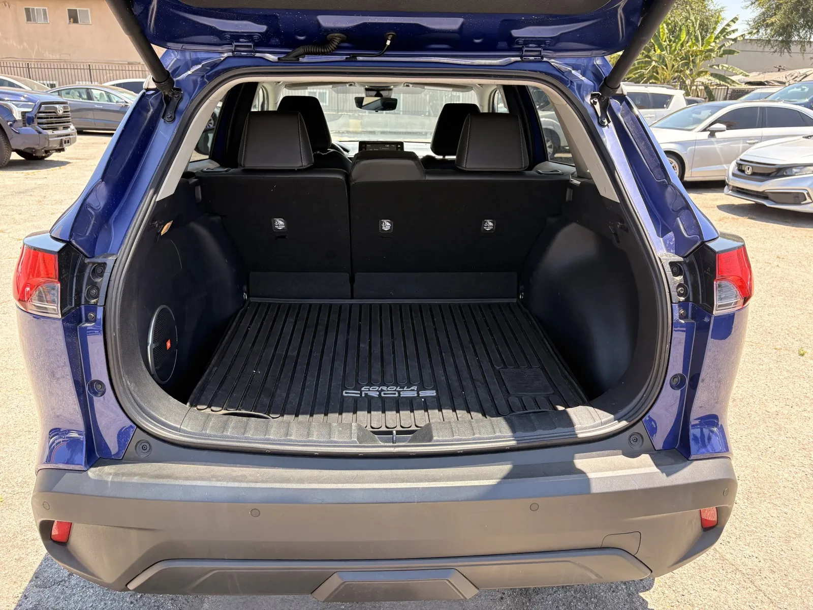 Toyota Corolla Cross photo 8