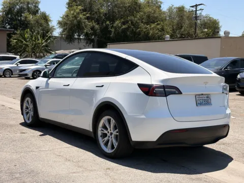 Photos of 2023 Tesla Model Y Long Range for sale in South El Monte, CA at Premium Autos - El Monte