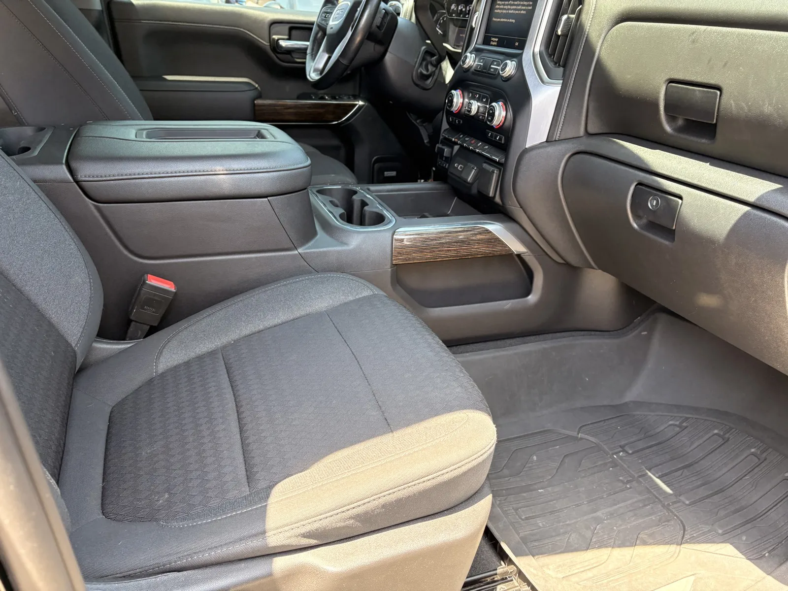 GMC Sierra photo 6
