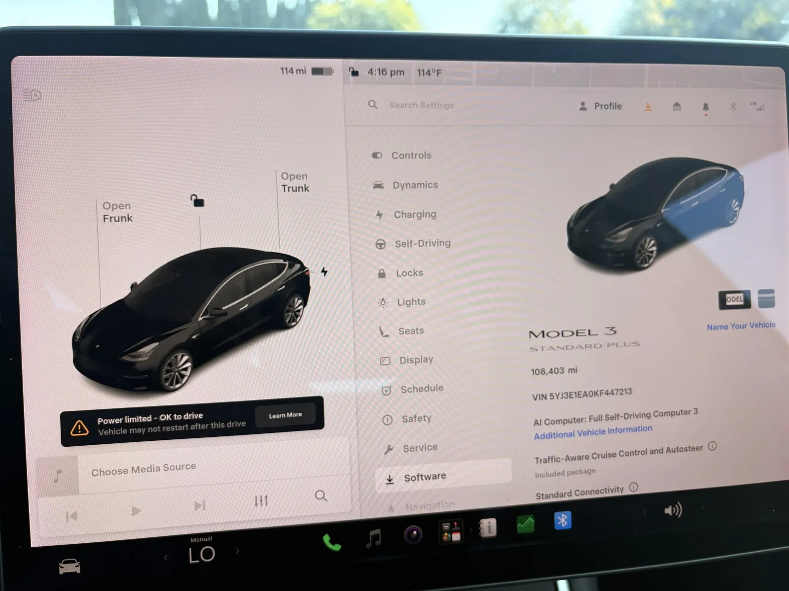 Tesla Model 3 photo 13