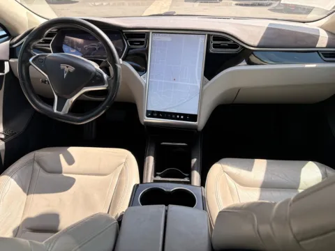 More photos of 2015 Tesla Model S 85D at Premium Autos - El Monte, CA