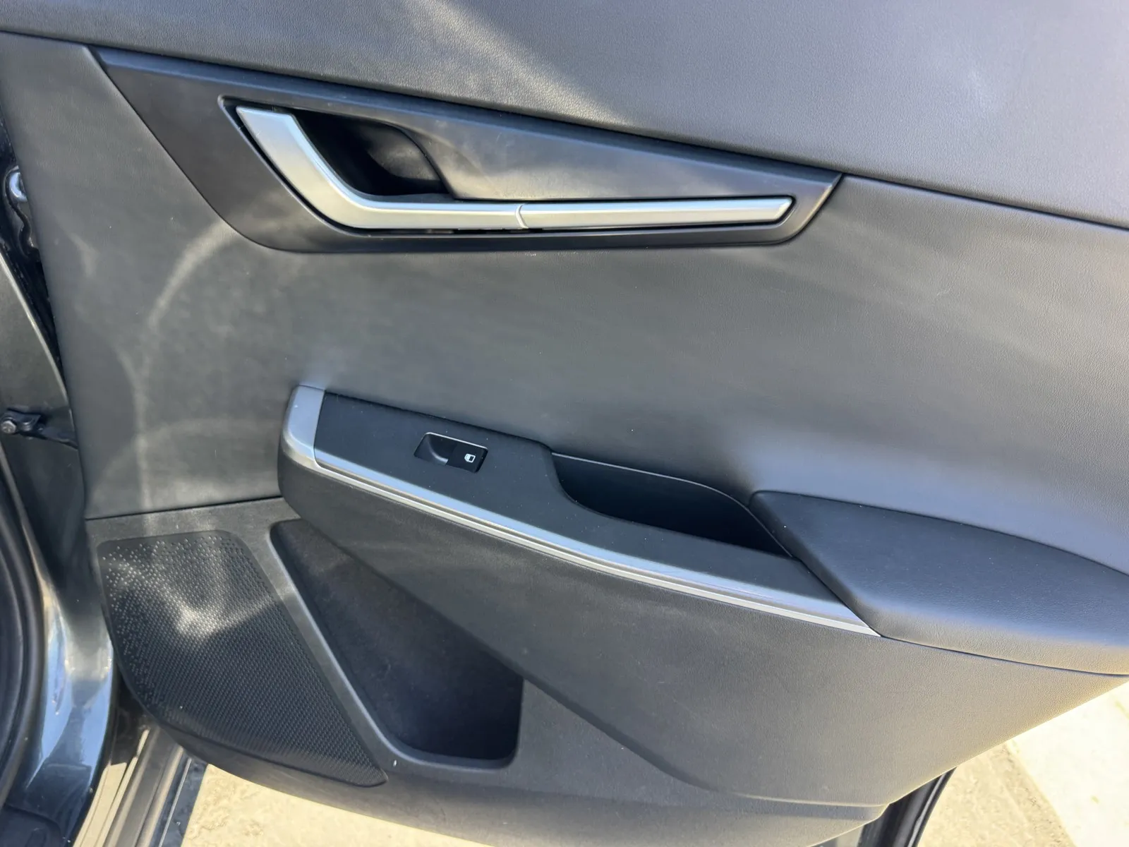 Kia EV6 photo 9