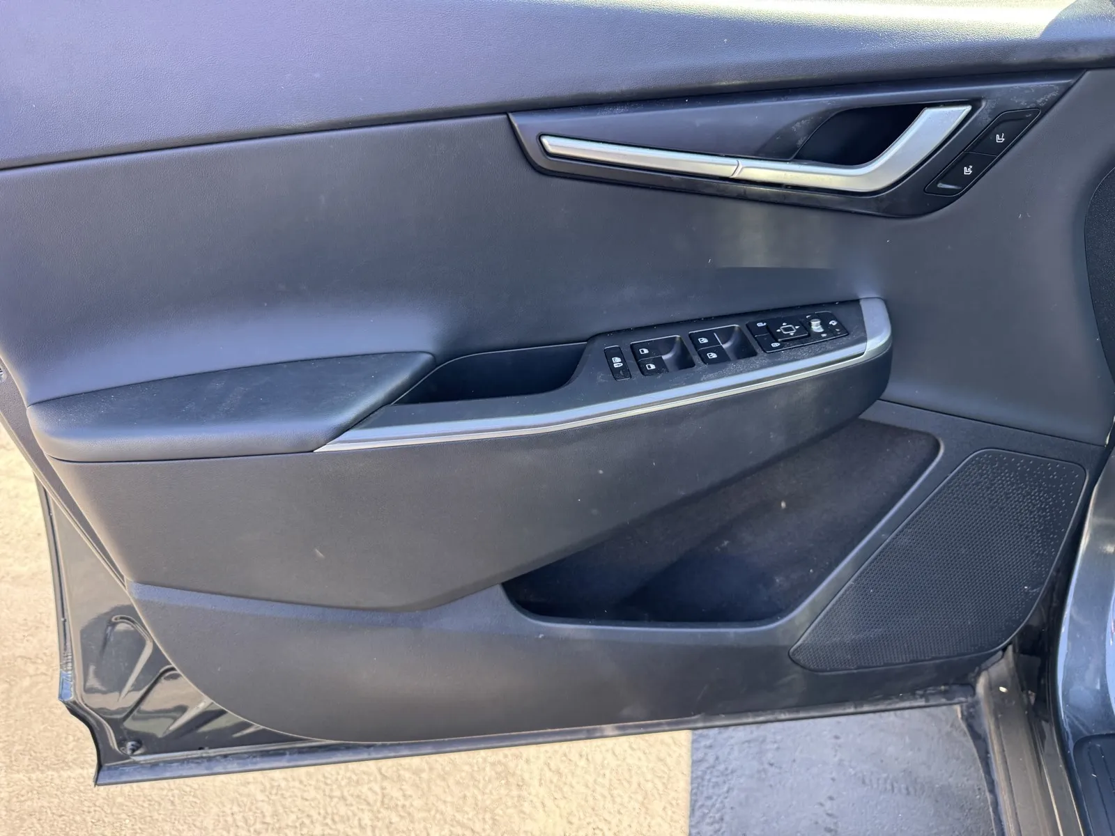 Kia EV6 photo 13