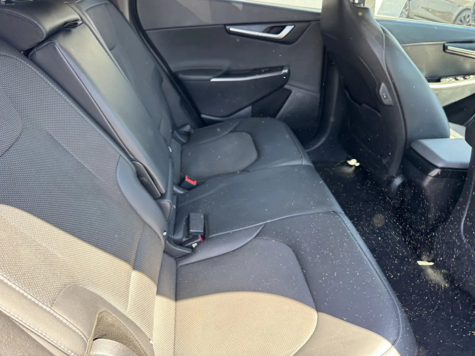 Kia EV6 photo 8