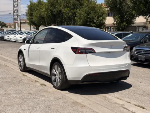 Photos of 2021 Tesla Model Y Long Range for sale in South El Monte, CA at Premium Autos - El Monte