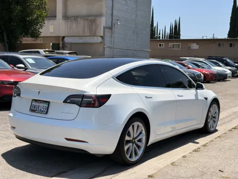 More photos of 2020 Tesla Model 3 Long Range at Premium Autos - El Monte, CA