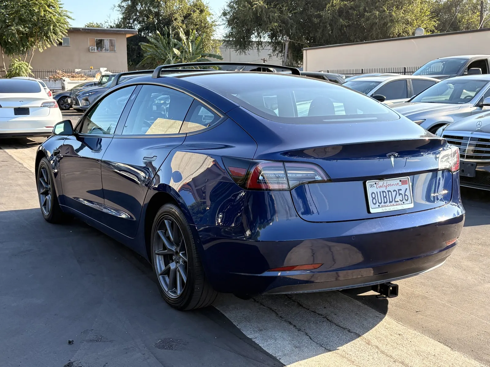 Tesla Model 3 photo 2