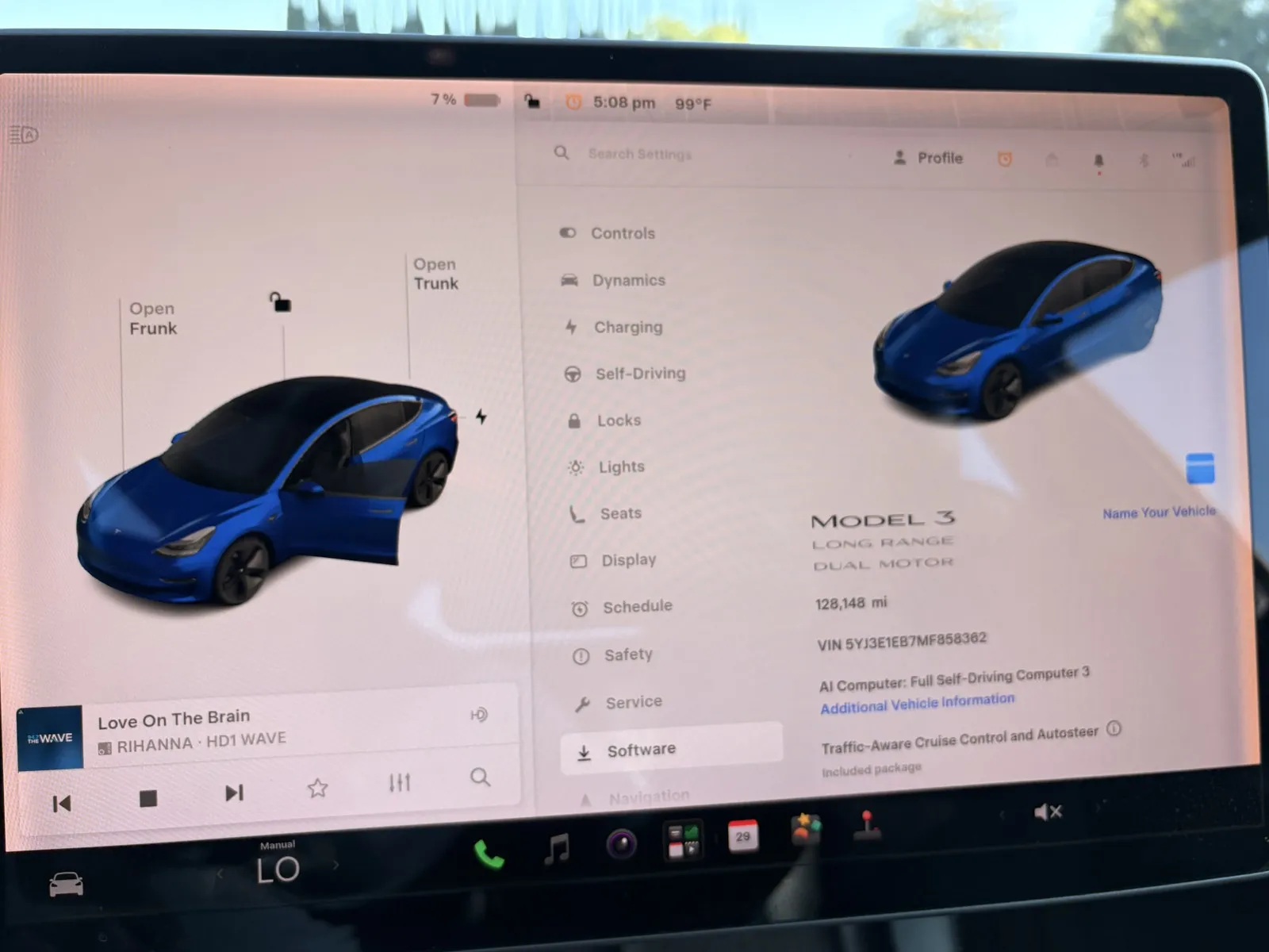 Tesla Model 3 photo 13