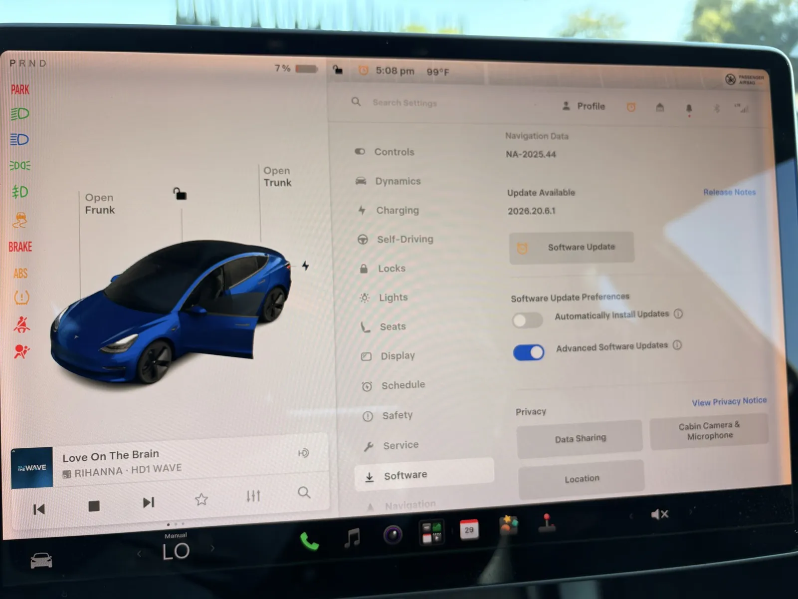 Tesla Model 3 photo 14