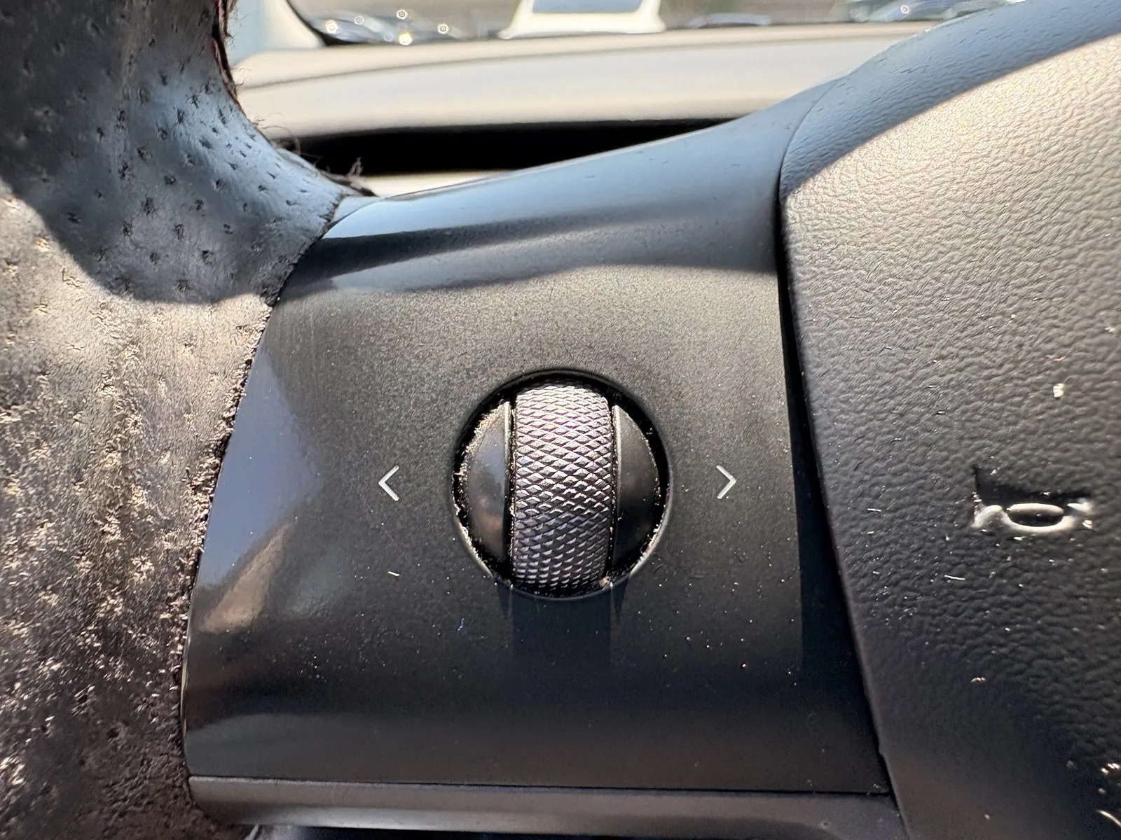 Tesla Model 3 photo 18