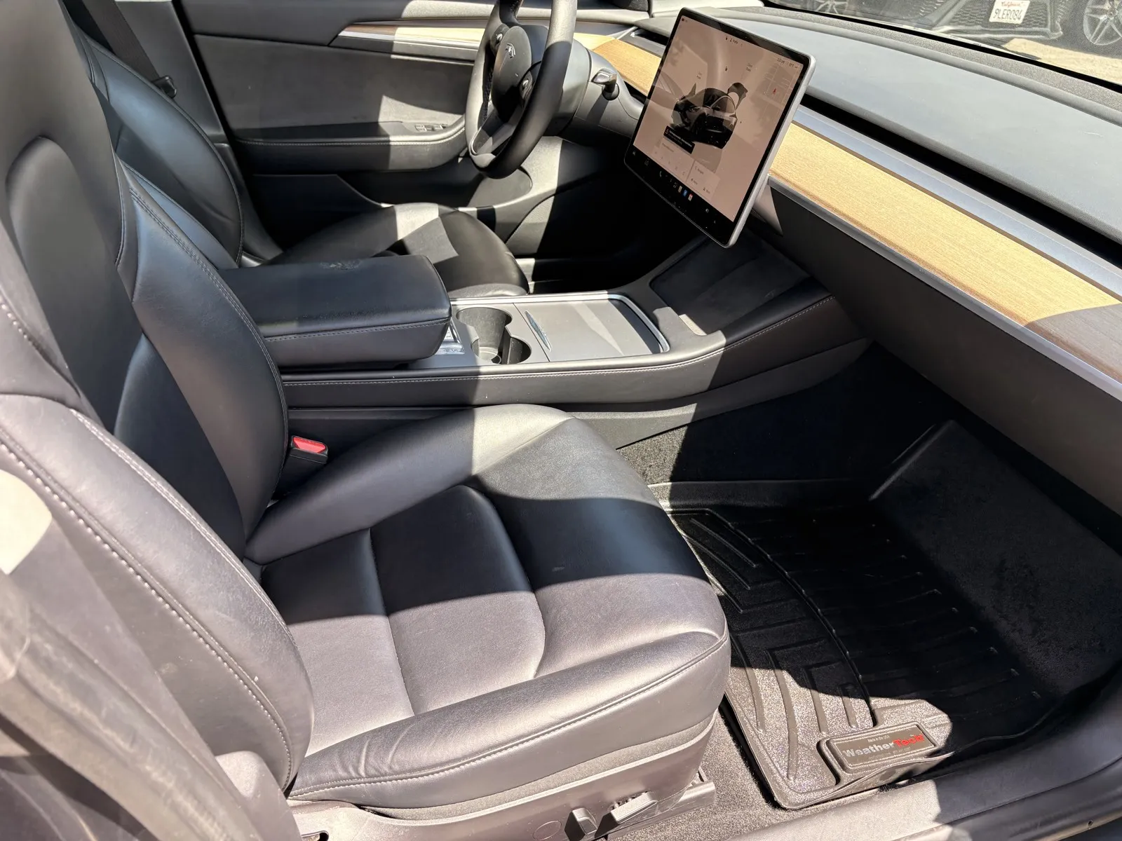 Tesla Model 3 photo 6
