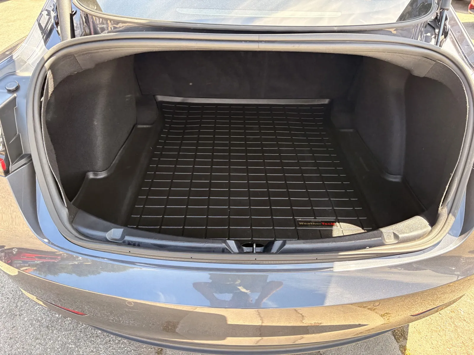 Tesla Model 3 photo 8