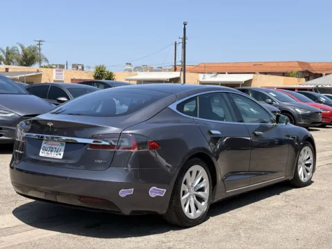 More photos of 2018 Tesla Model S 100D at Premium Autos - El Monte, CA