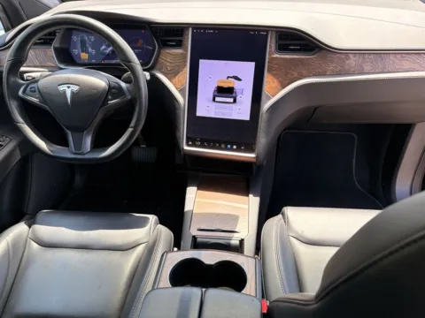 More photos of 2020 Tesla Model X Long Range Plus at Premium Autos - El Monte, CA