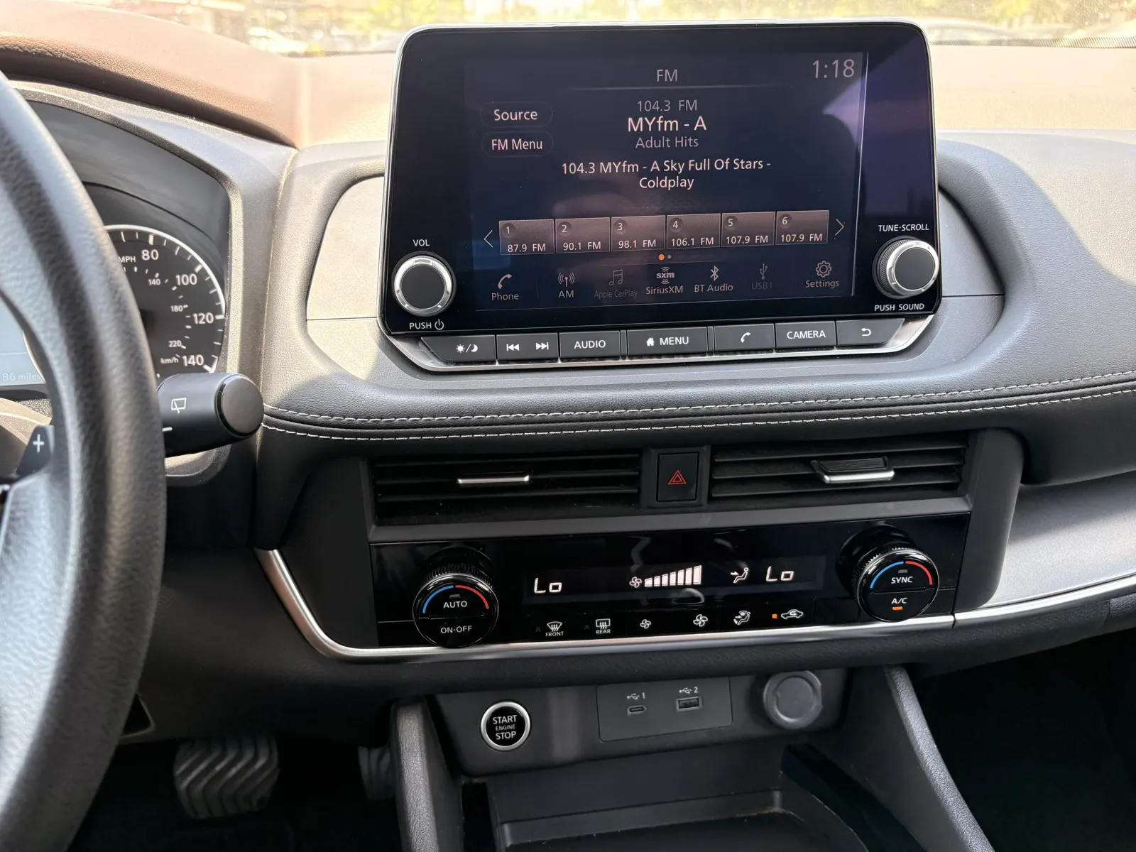 Nissan Rogue photo 14