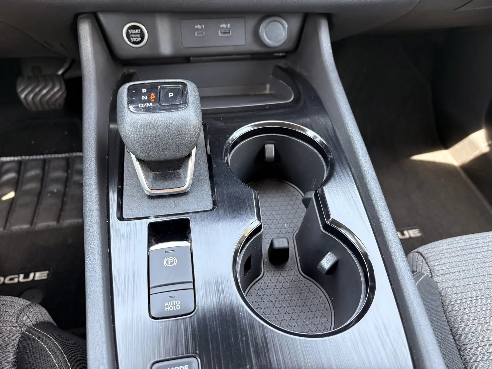 Nissan Rogue photo 16