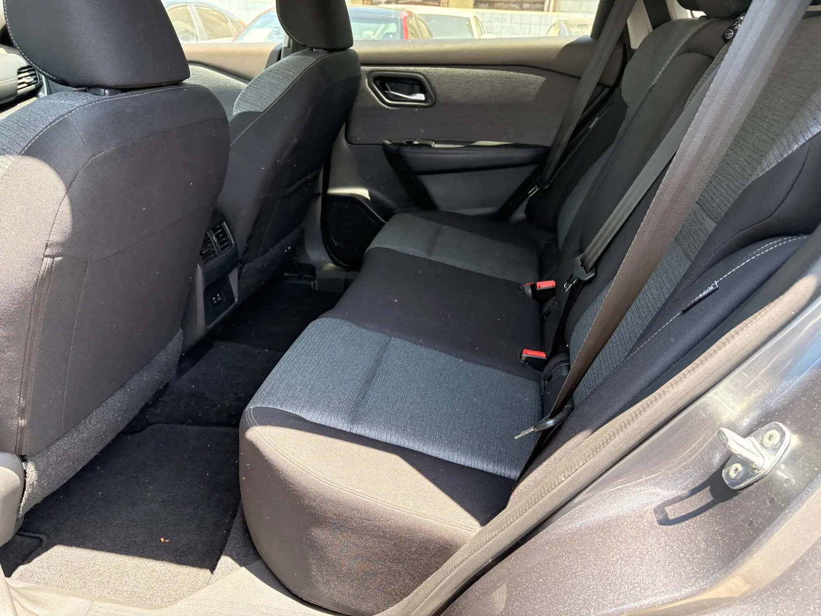 Nissan Rogue photo 9