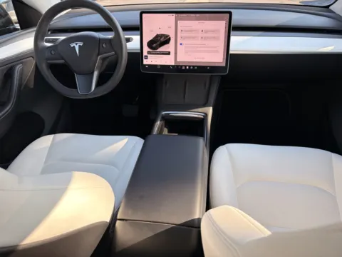 More photos of 2023 Tesla Model Y Long Range at Premium Autos - El Monte, CA