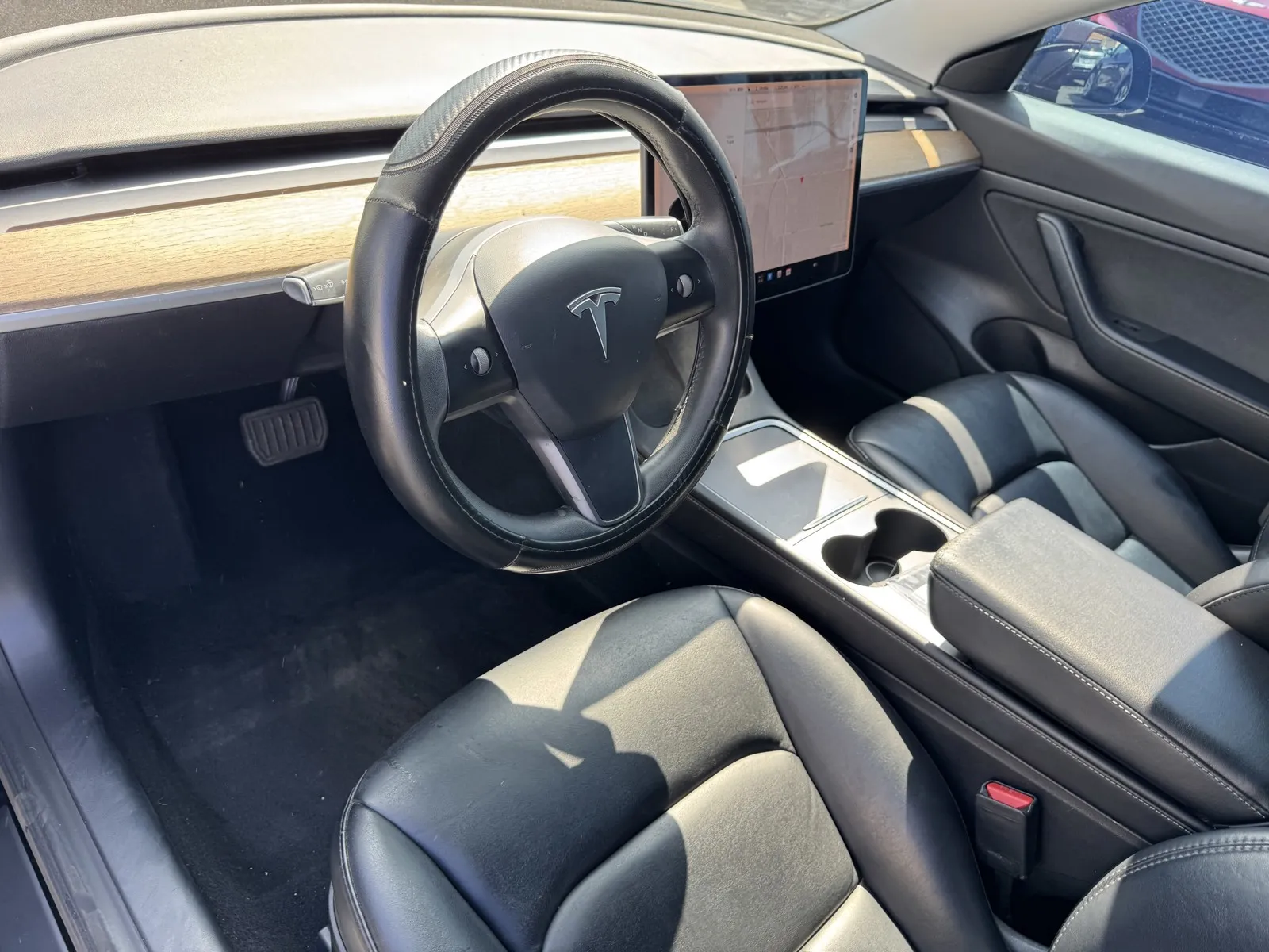 Tesla Model 3 photo 10