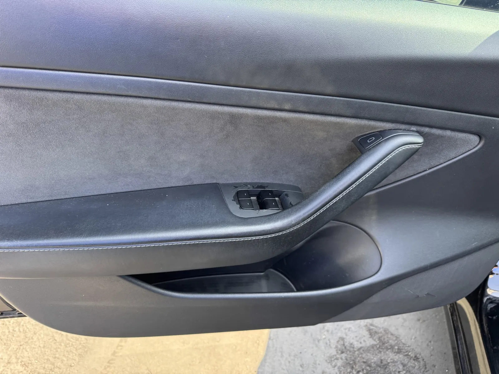 Tesla Model 3 photo 12