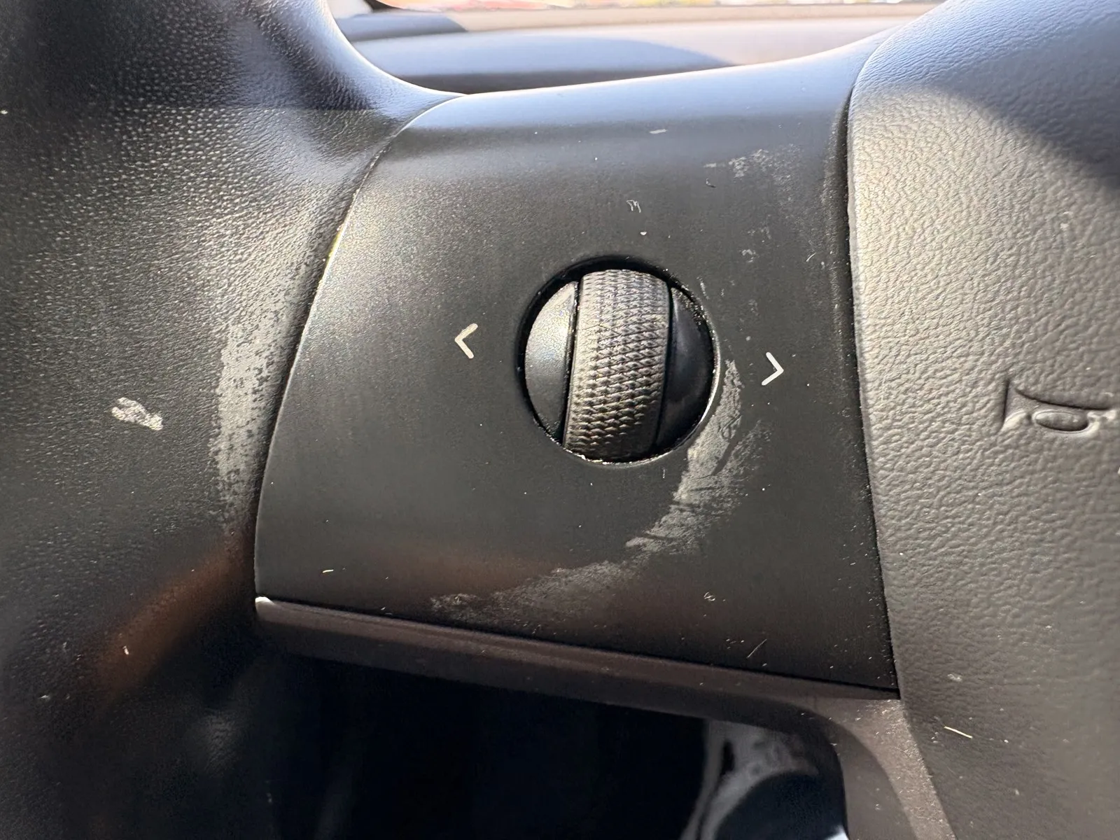 Tesla Model 3 photo 18