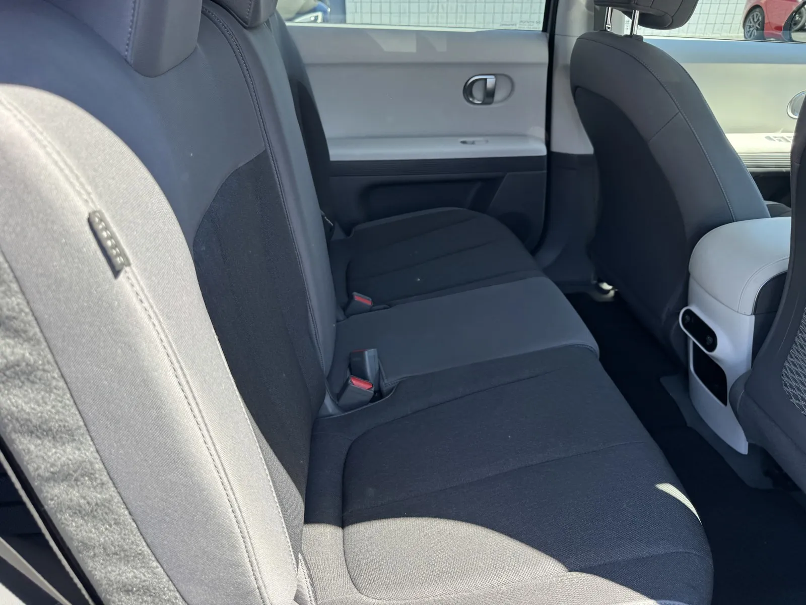 Hyundai Ioniq 5 photo 8