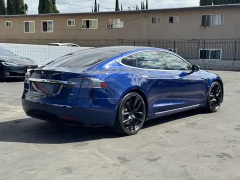 More photos of 2017 Tesla Model S 75 at Premium Autos - El Monte, CA