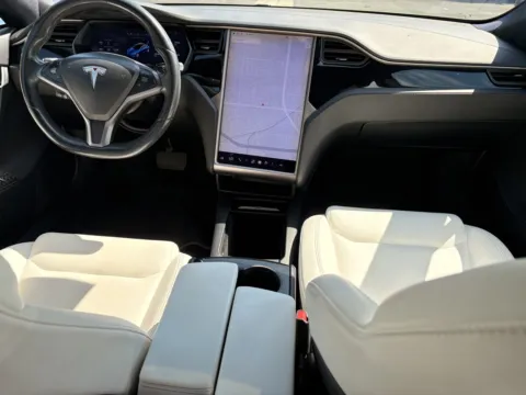 More photos of 2020 Tesla Model S Long Range Plus at Premium Autos - El Monte, CA