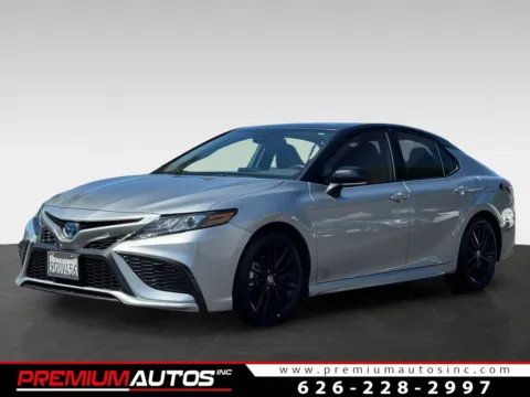 Silver 2023 Toyota Camry Hybrid XSE for sale in South El Monte, CA