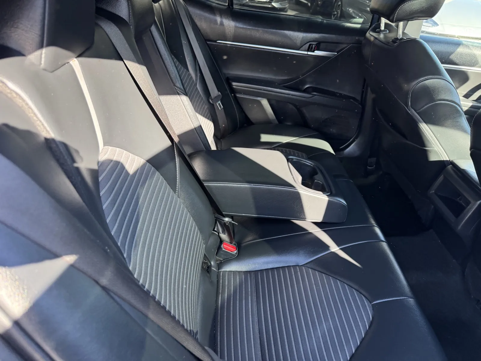 Toyota Camry photo 8