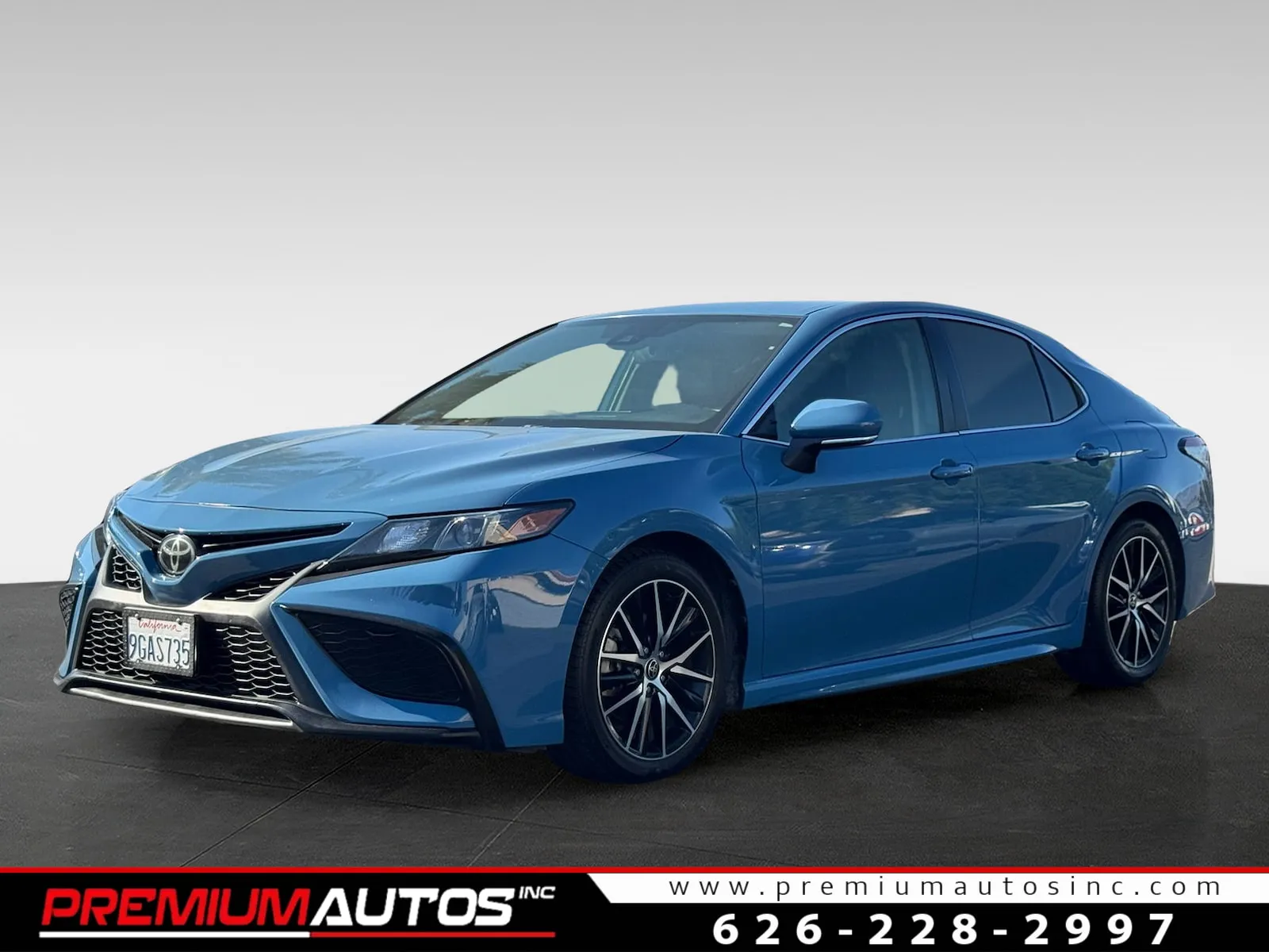 Blue 2023 Toyota Camry SE for sale in South El Monte, CA