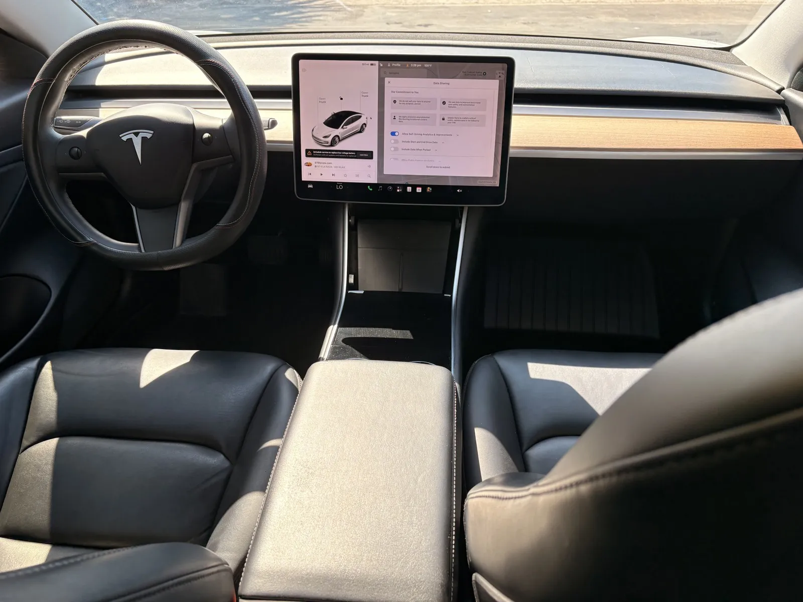 Tesla Model 3 photo 5